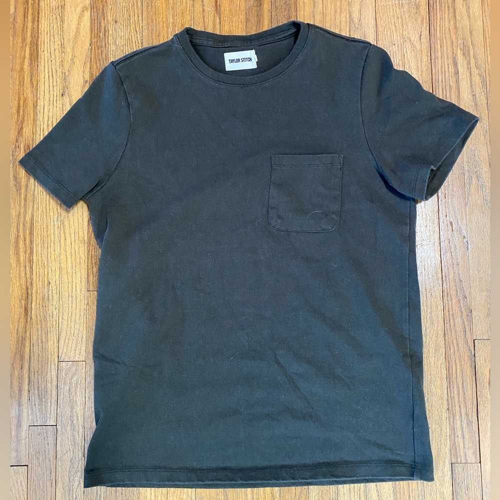 Taylor Stitch T-Shirt with Breast Pocket - 38